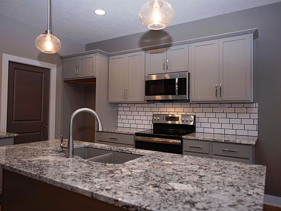 4th image of 6536 S 59th Pl