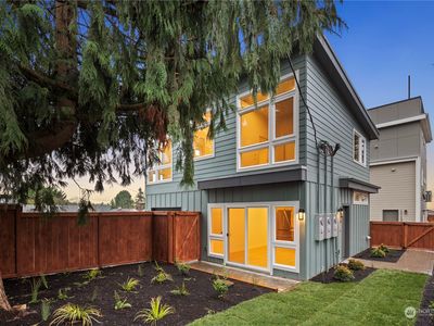 8826 38th Avenue SW, Seattle, WA, 98126