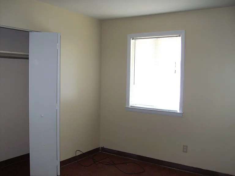 SRA 902 Bedroom 2_05152017