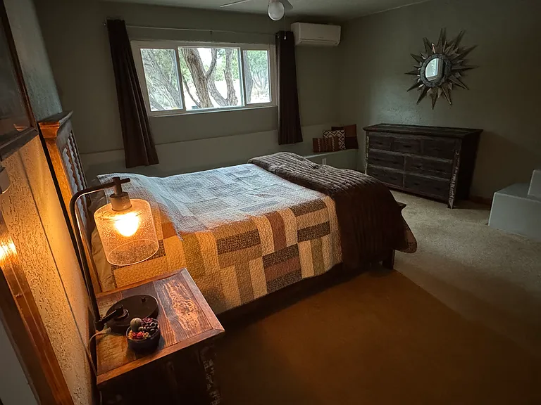 Sandia Ln — Photo 8