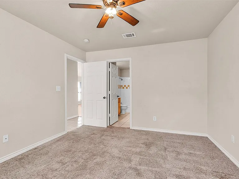 115 Bolero Way — Photo 11