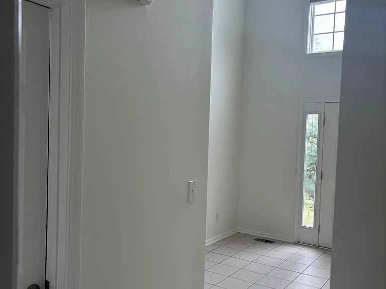 10123 Spring Gate Dr — Photo 8