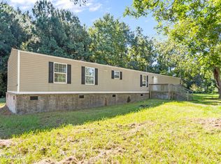 120 8th St, Bolton, NC 28423