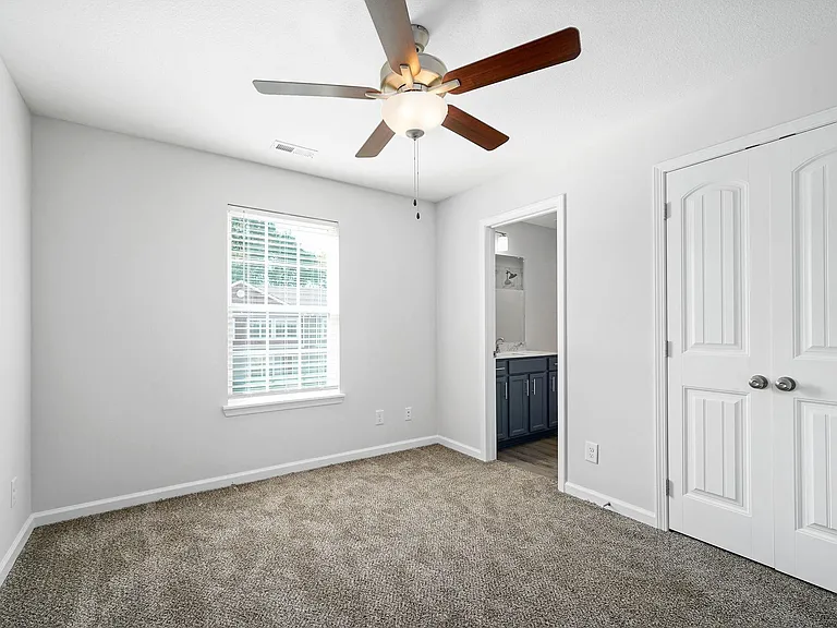 401 Victory Rd — Photo 53