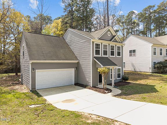 2nd image of 1071 Heritage Manor Dr