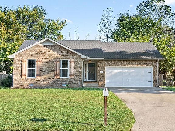 2nd image of 607 Corinth Ct