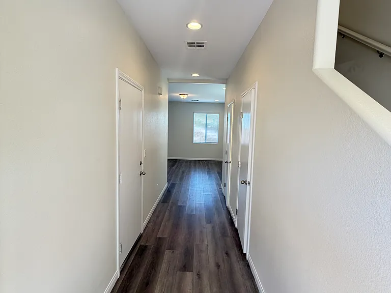 6070 Forest Archer Pl — Photo 3