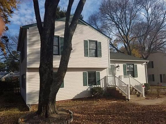 3rd image of 7817 Walkenhut Dr