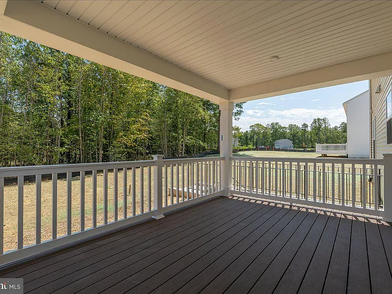 18045 South Village Dr — Photo 33