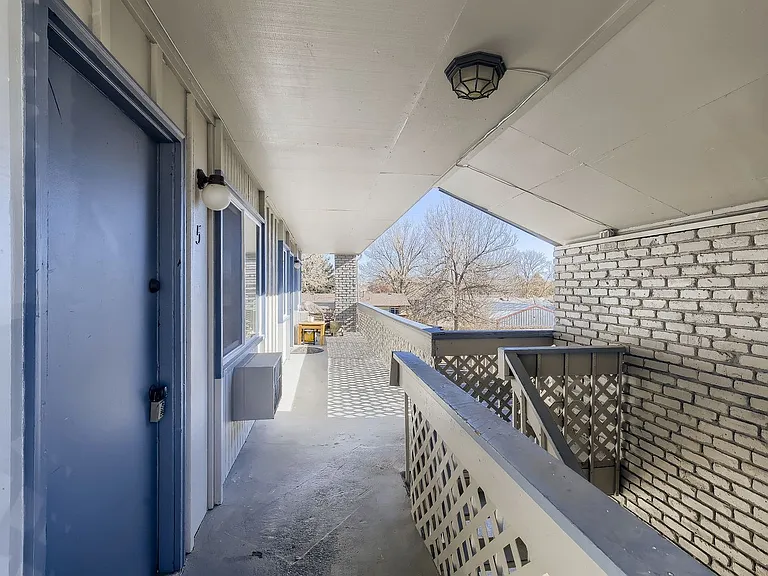 1612 Garfield Ave — Photo 12