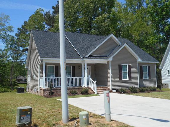 3rd image of 628 Haley Dr