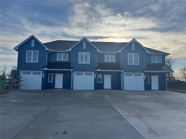 352 C Southeast Rd #85, Warrensburg, MO 64093