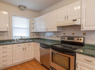 42 Oakhurst St #1, North Attleboro, MA 02760