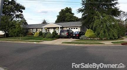 Professional landscaping + corner lot
						:
						New roof. Premium sprinkler system throughout the property.