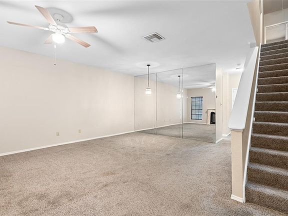 4th image of 17517 Red Oak Drive #7517