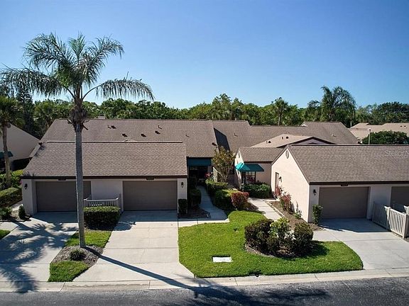 2nd image of 5924 Clubside Dr