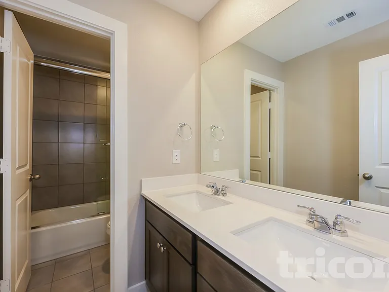 853 Summer Plum Way — Photo 14
