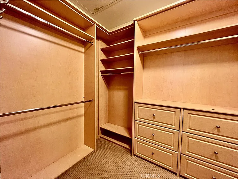 3974 E Callaway Dr — Photo 26