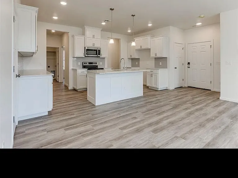 1109 N Silver Leaf Dr — Photo 26