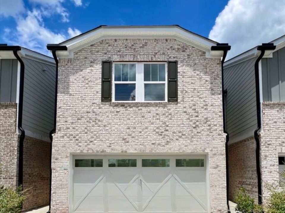 1st image of 1592 Villageside Ct