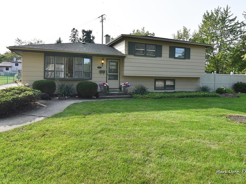 1st image of 208 N Highland Ave