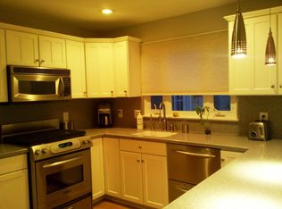 68 Victoria Pl, Red Bank, NJ 07701