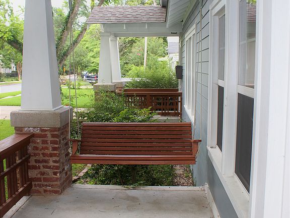 Front porch swing