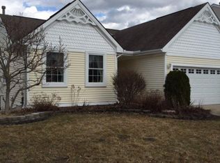 571 Thornhill Ct, Belleville, MI 48111