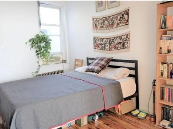 1674 Putnam Avenue image 3 of 5