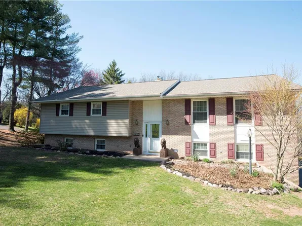 6145 Beverly Hills Rd, Coopersburg, PA 18036