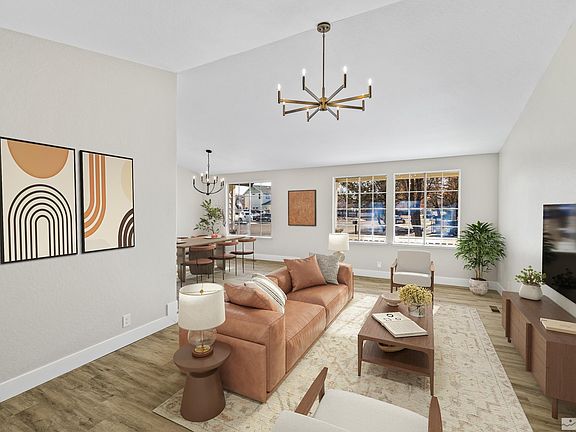 3rd image of 4941 Mesa Meadows Ct