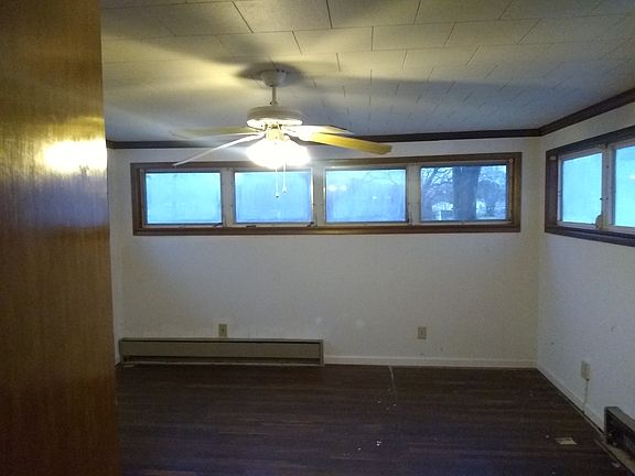 5th image of 1426 S Mickley Ave