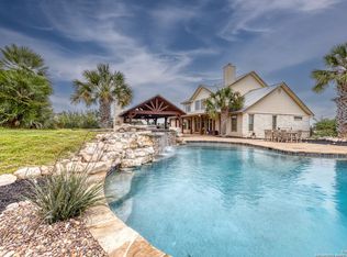 2136 Beavers Knl, Uvalde, TX 78801