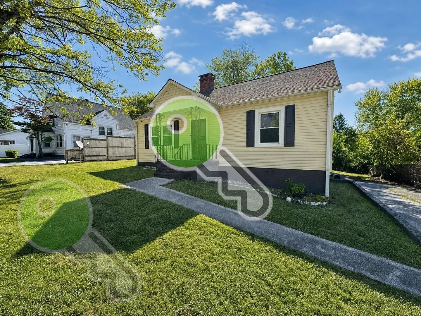 Charming 3-Bedroom Home with Bonus Room, Large Yard & Deck — Photo 2