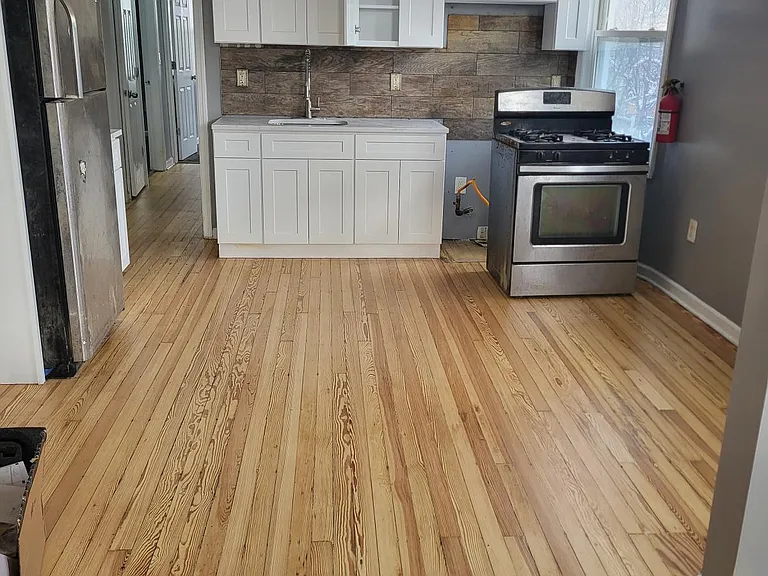 93 Hopkins Pl #2 — Photo 5