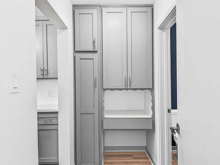 359 East Esther Street — Photo 17