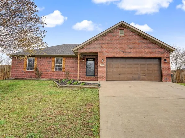 1354 Laurie Ln, Elkins, AR 72727