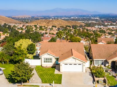 595 Calhoun Cir, Corona, CA, 92879