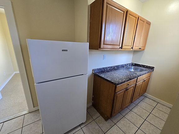 4th image of 59 Derby Ave #33L
