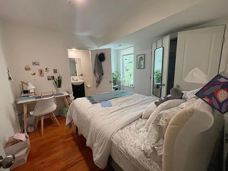 326 N 40th St #5 — Photo 5