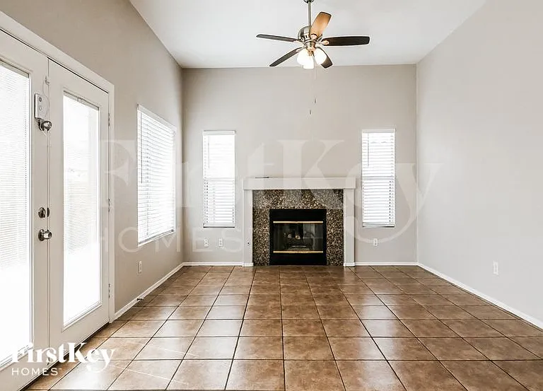 7409 W Emile Zola Ave — Photo 2