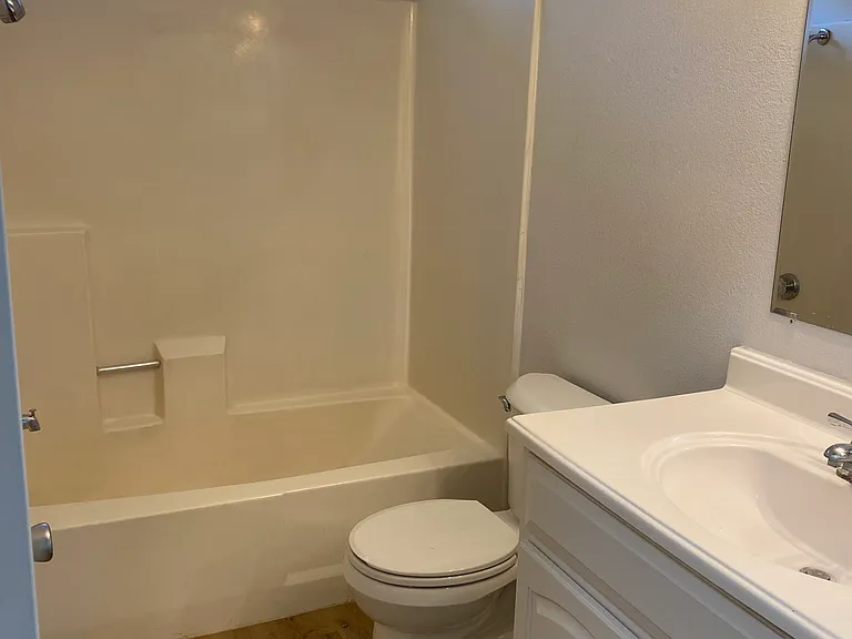 12683 Ferndale Cir — Photo 8