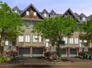 800 Dundas St W #37, Mississauga, ON L5C 4S8