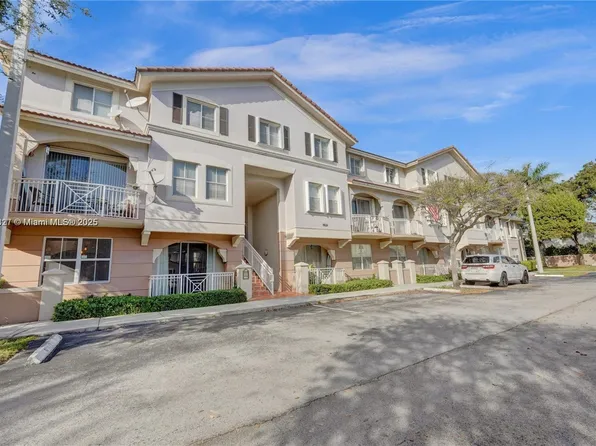 8826 W Flagler St APT 105, Miami, FL 33174