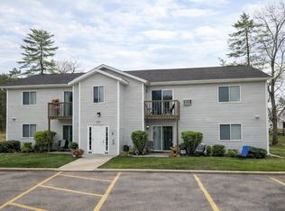 Pinebrook Corner Apartments, Wisconsin Dells, WI 53965