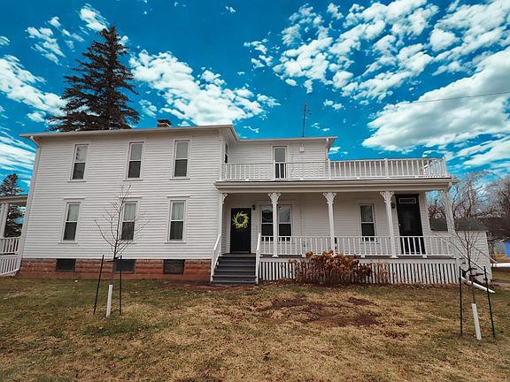 2nd image of 922 Vaughn Ave