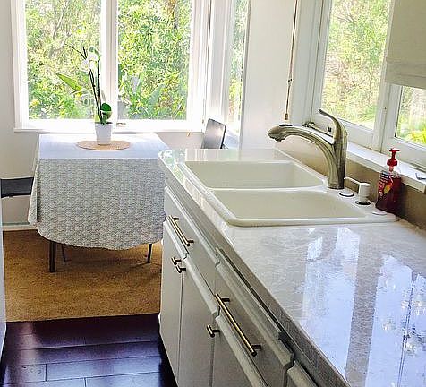Kitchen prior to remodel