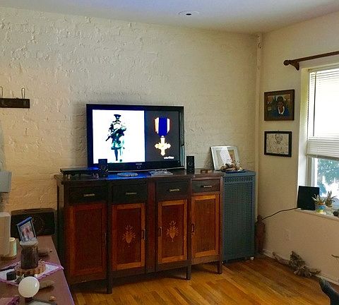 5th image of 1221 W Jarvis Ave #1