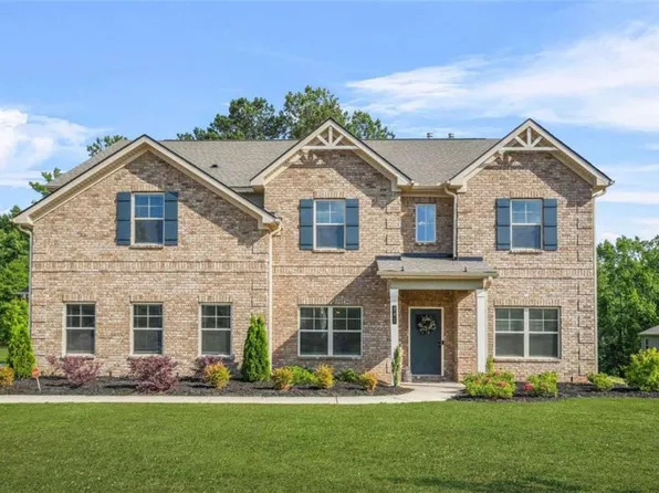 361 Traditions Ln, Hampton, GA 30228