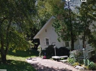 5784 Sunny Crest Dr, West Bloomfield, MI